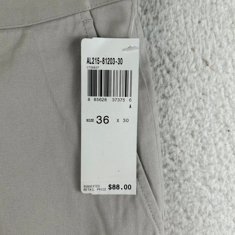 Pendleton Pants Mens 36x30 Beige Chino Flat Front Cotton Twill Straight Leg